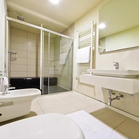 Szálloda Autosole Vip 4*