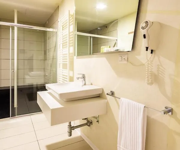 Otel Autosole Vip